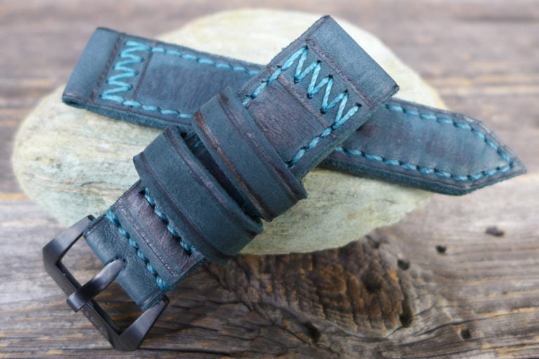 Modelle 16 Greenpilot watchstraps Modelle burned and aged vintage line triangle stitch b and a petrol