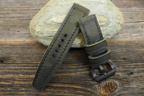 Greenpilot-watchstraps-Leder-burned-and-aged-woodland-grained