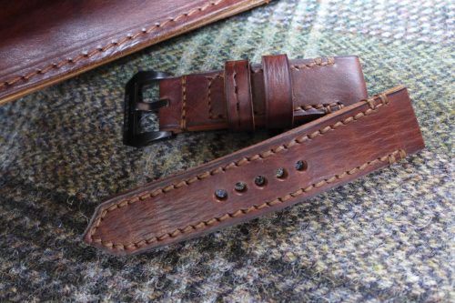 Greenpilot-watchstraps-Leder-true-ancient-vintage-line-walnut-Lehrertasche